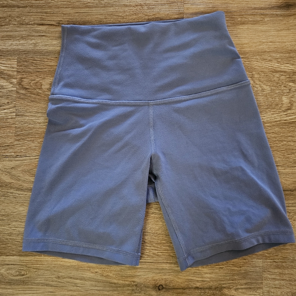 Lululemon align 6" bike shorts